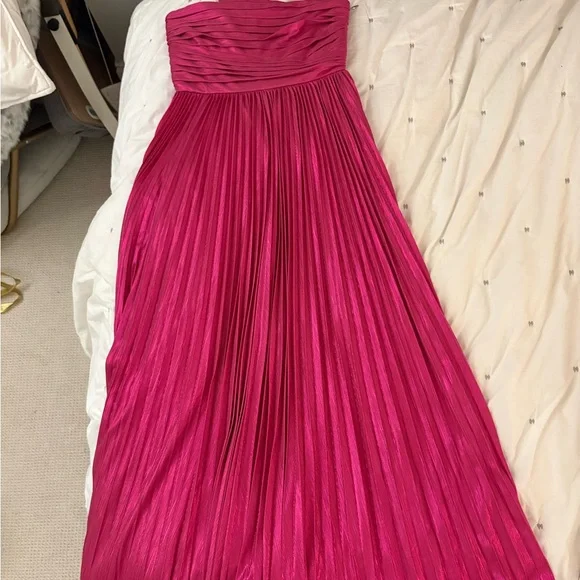 Sevyn Retrofete Dress - Picture 3 of 5